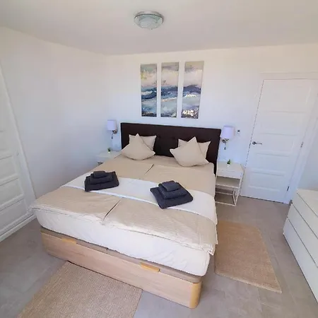 Apartment Luxus Penthouse Im Turm Playa de las Americas (Tenerife)